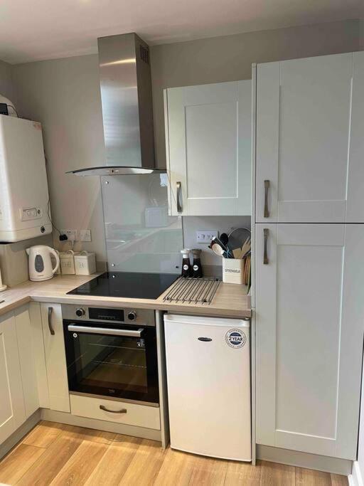 Cosy James Street Park 2 Bedroom, Ground Floor Apartment, Garden Helensburgh Extérieur photo